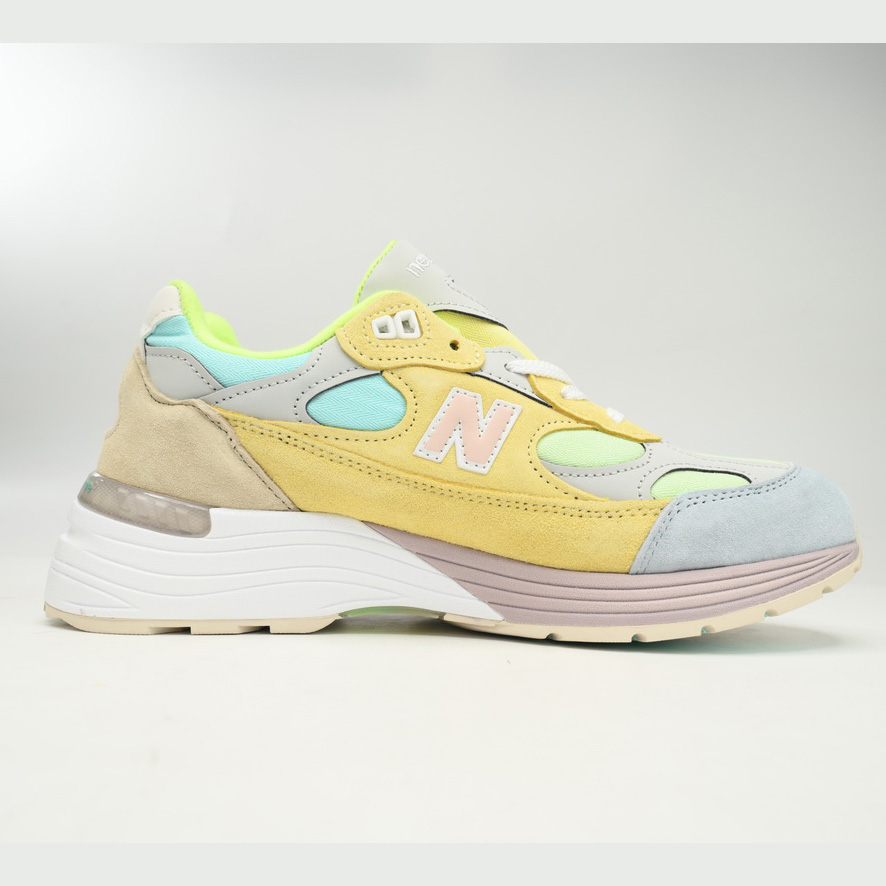 New Balance 992 Yellow Green Powder Sneakers      M992AB - DopestKickz