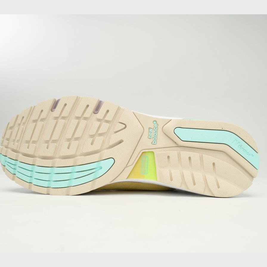 New Balance 992 Yellow Green Powder Sneakers      M992AB - DopestKickz