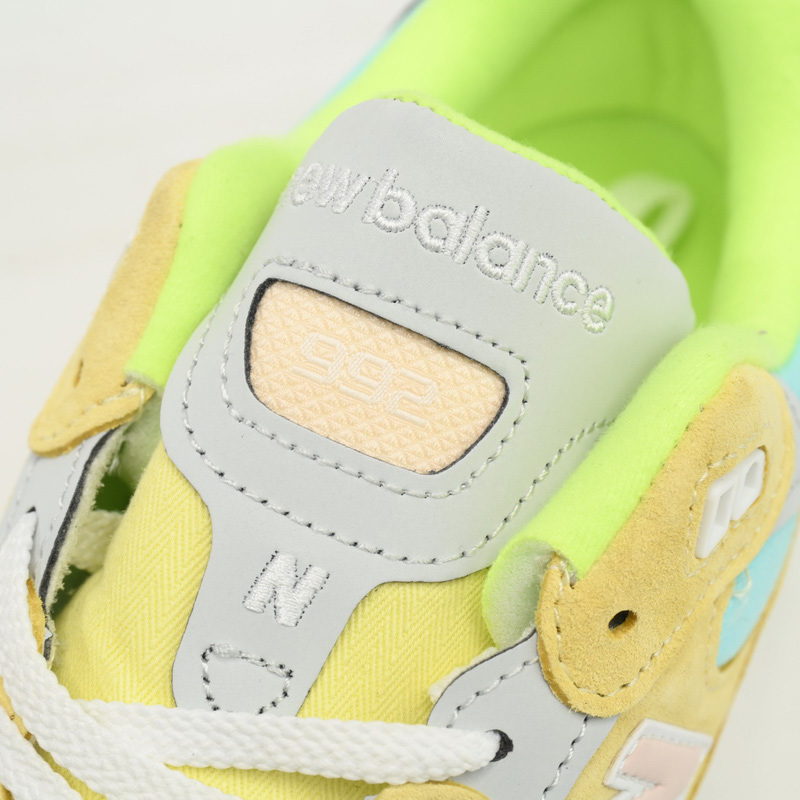New Balance 992 Yellow Green Powder Sneakers      M992AB - DopestKickz