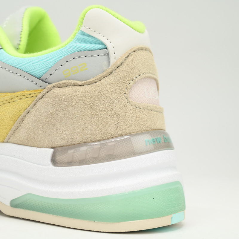 New Balance 992 Yellow Green Powder Sneakers      M992AB - DopestKickz