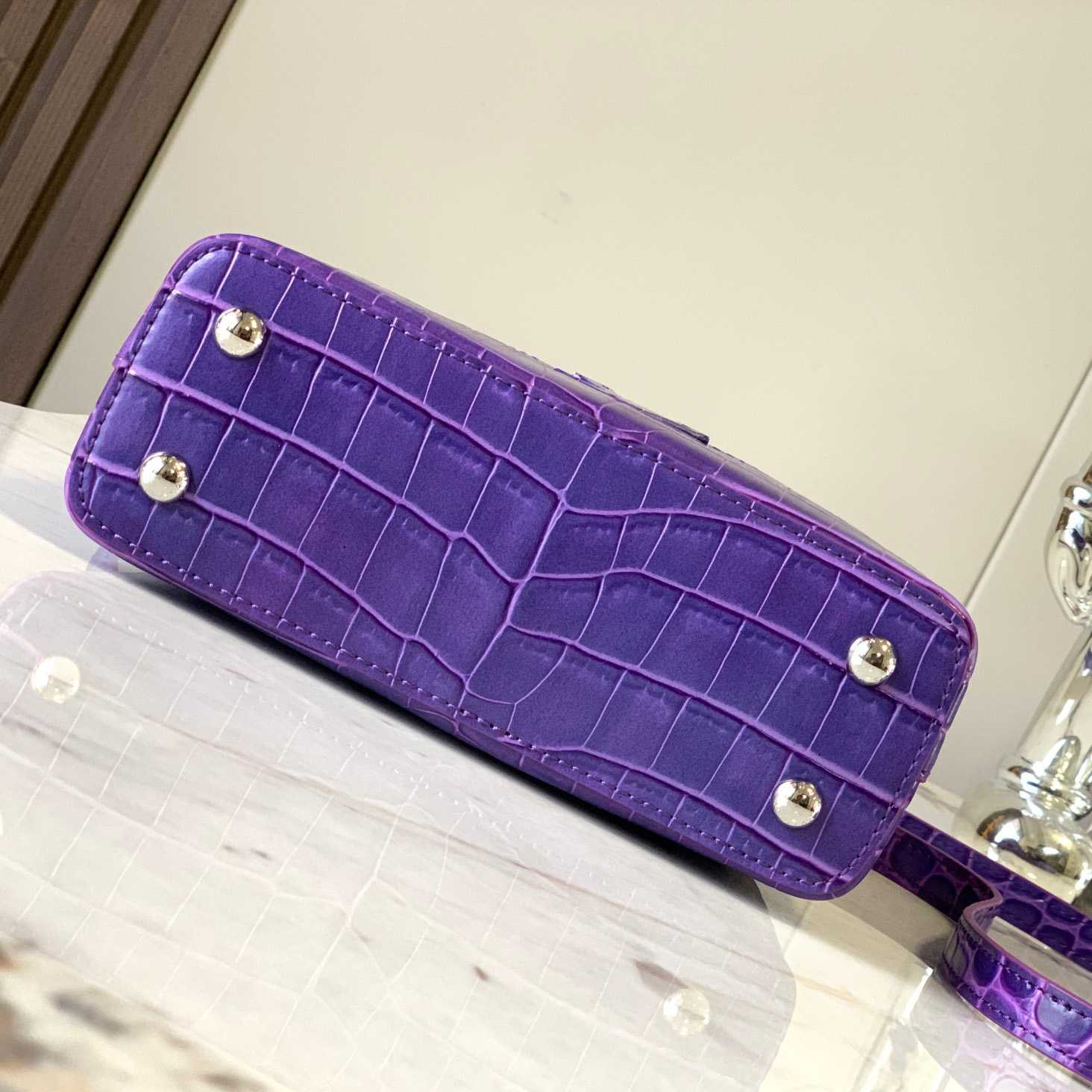 Louis Vuitton Capucines MM   N94910 - DopestKickz