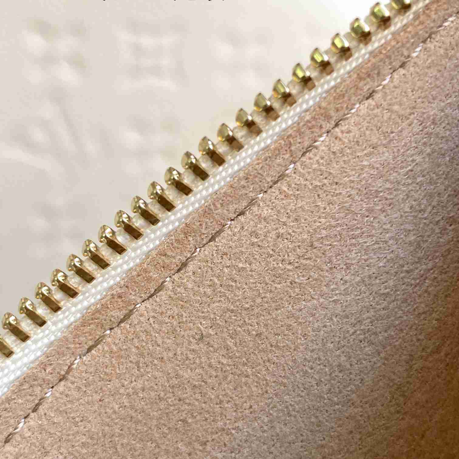 Louis Vuitton Sac Sport   M46609 - DopestKickz