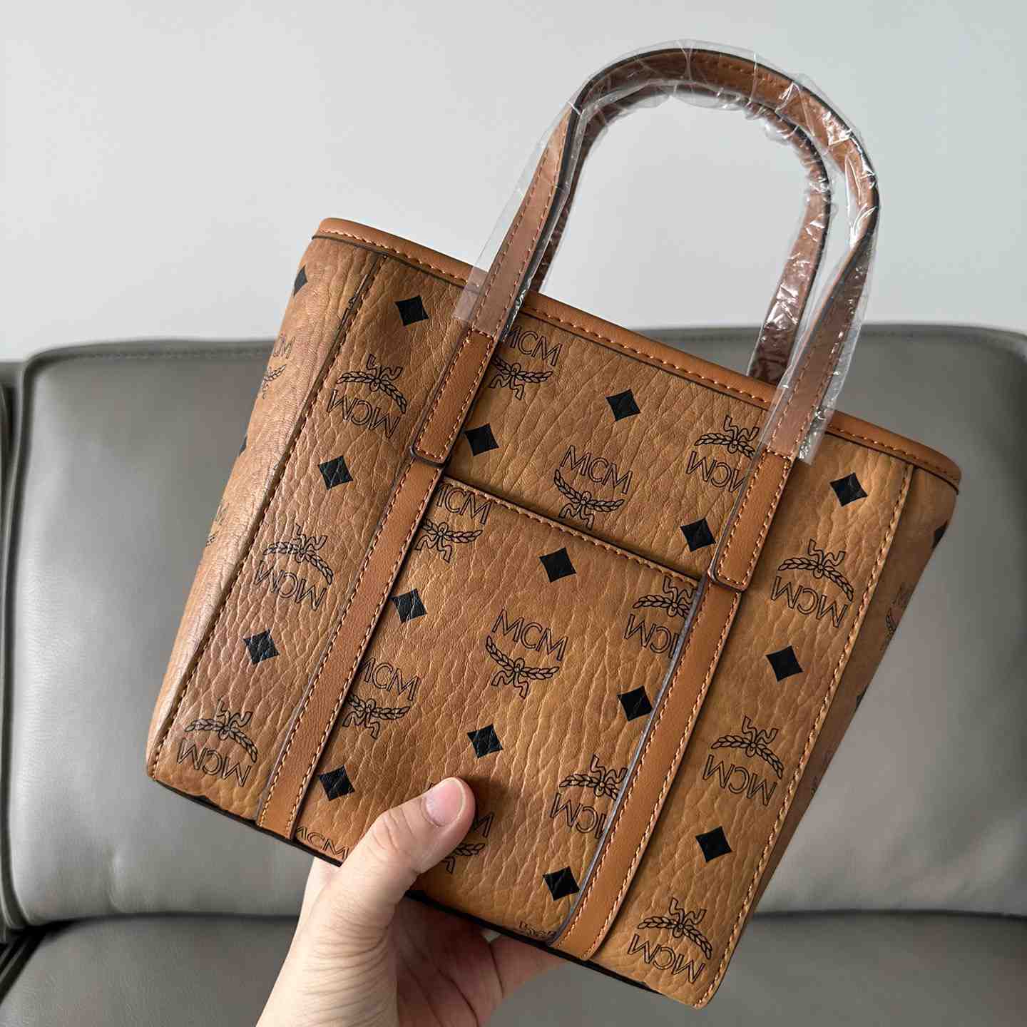 MCM Aren Top-zip Shopper In Visetos - DopestKickz