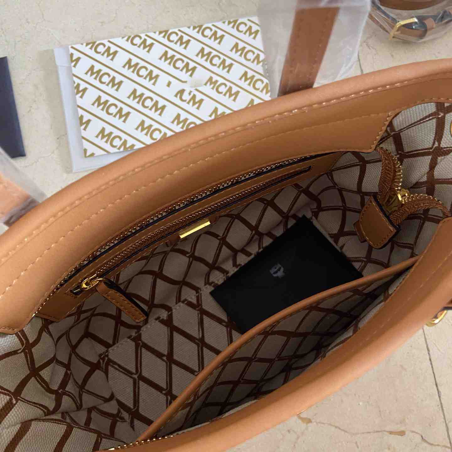 MCM Aren Top-zip Shopper In Visetos - DopestKickz