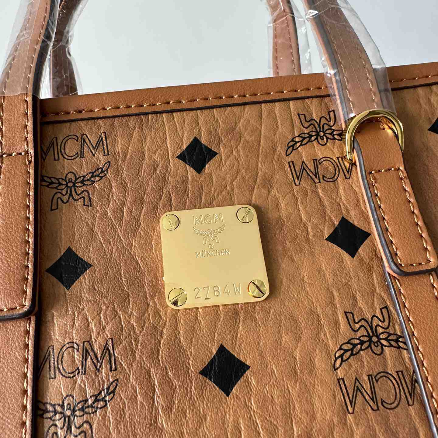 MCM Aren Top-zip Shopper In Visetos - DopestKickz