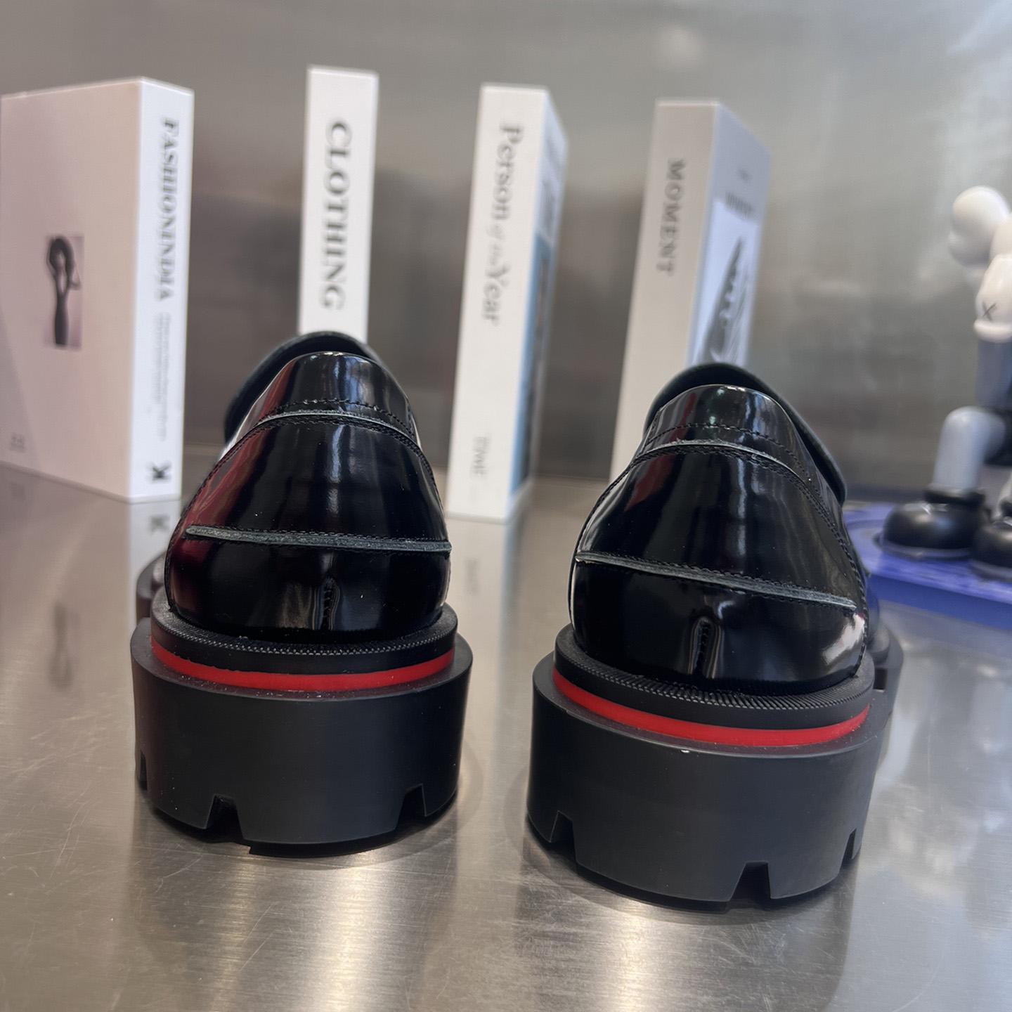 Christian Louboutin Women's Black Cl Moc Lug Leather Loafers - DopestKickz