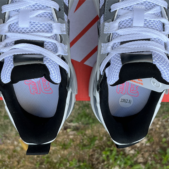 Nike Wmns v2k Runtekk Low ''White Grey Pink'' Sneaker       FZ5061-100 - DopestKickz