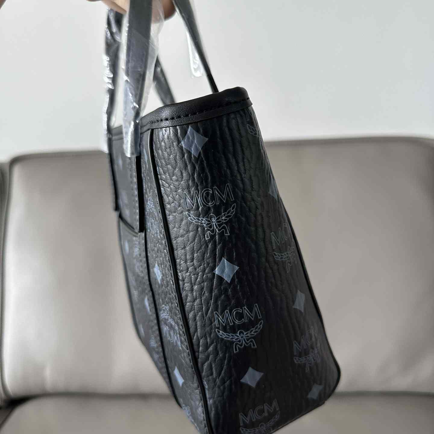 MCM Aren Top-zip Shopper In Visetos - DopestKickz