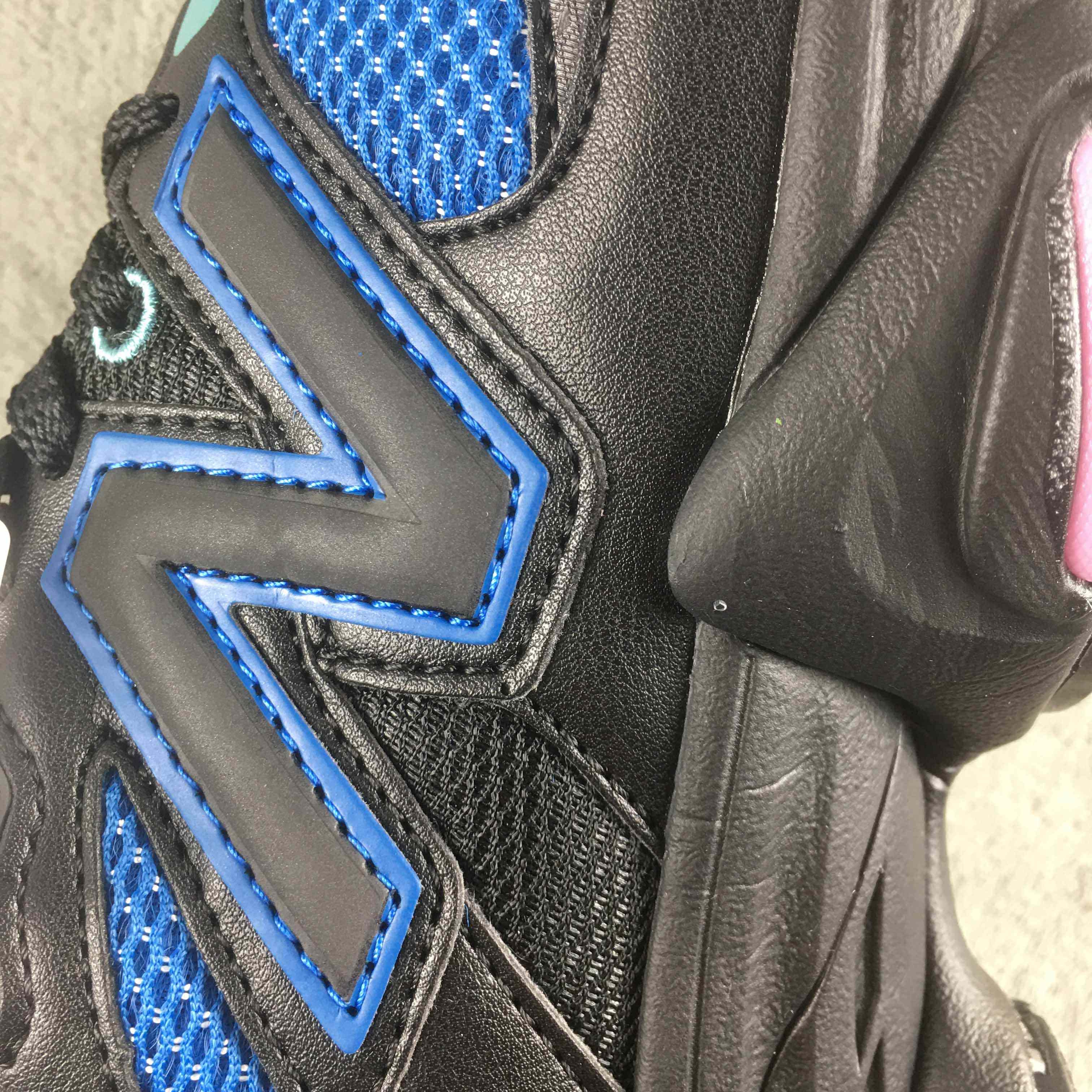  New Balance 9060 Sneakers    U9060AGC - DopestKickz