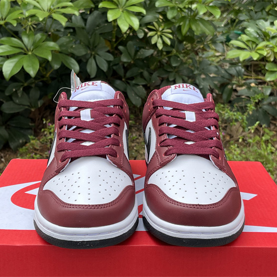 Nike Dunk Low SE Sneaker      FJ4616-600 - DopestKickz