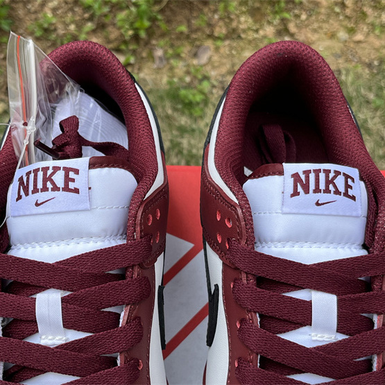 Nike Dunk Low SE Sneaker      FJ4616-600 - DopestKickz