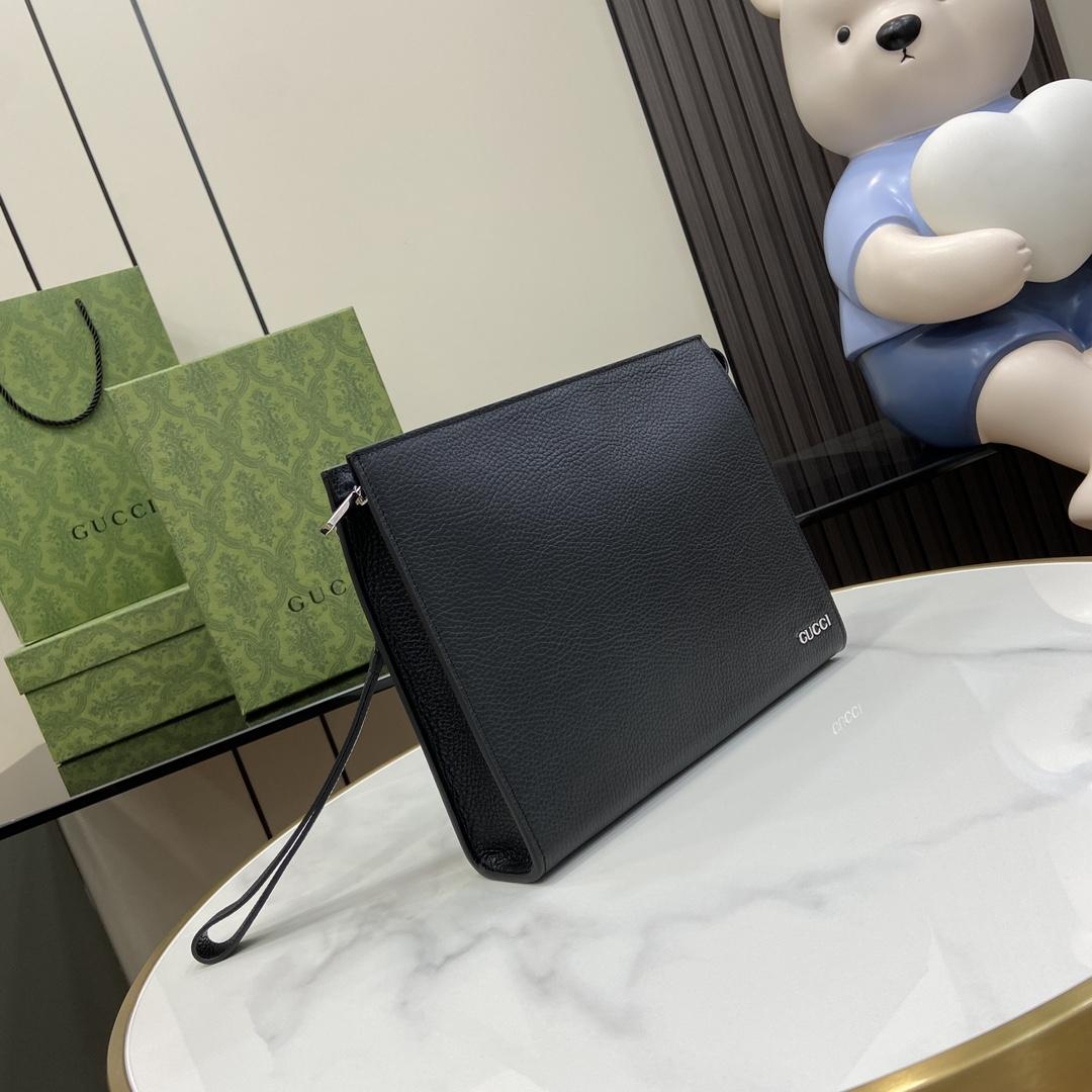 Gucci Pouch With Gucci Logo - DopestKickz