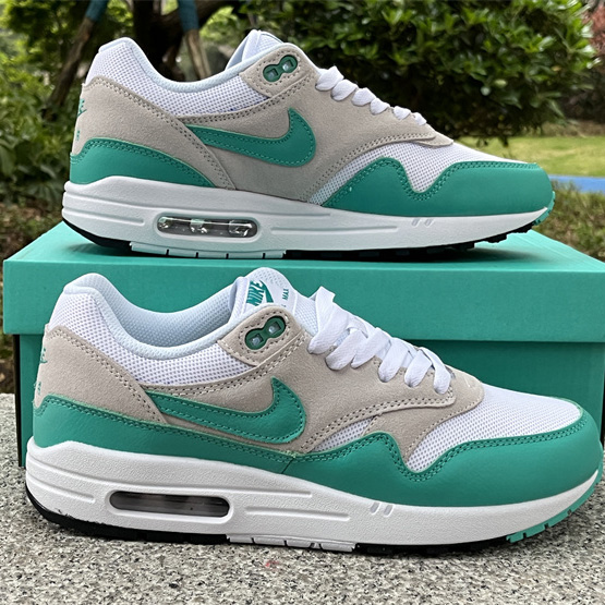 Nike Air Max 1 “Clear Jade” Sneaker    DZ4549-001 - DopestKickz