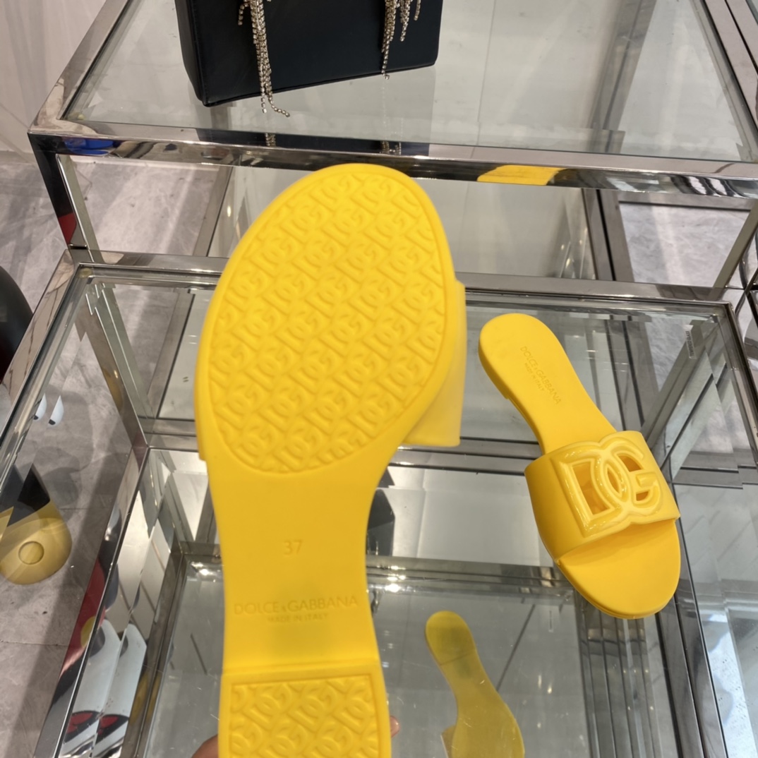 Dolce & Gabbana DG-logo Leather Sandals - DopestKickz