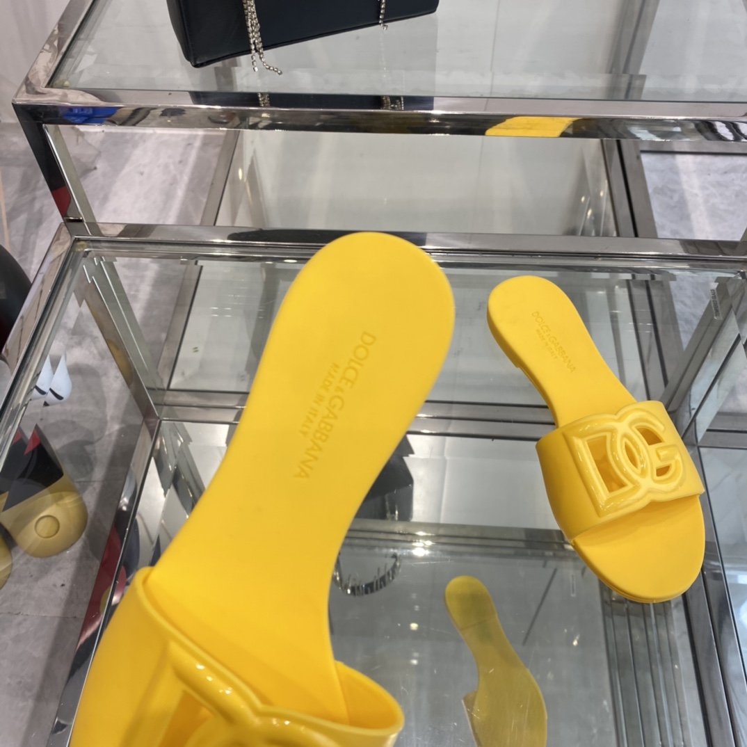 Dolce & Gabbana DG-logo Leather Sandals - DopestKickz