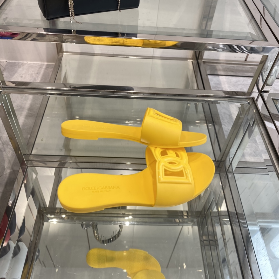 Dolce & Gabbana DG-logo Leather Sandals - DopestKickz