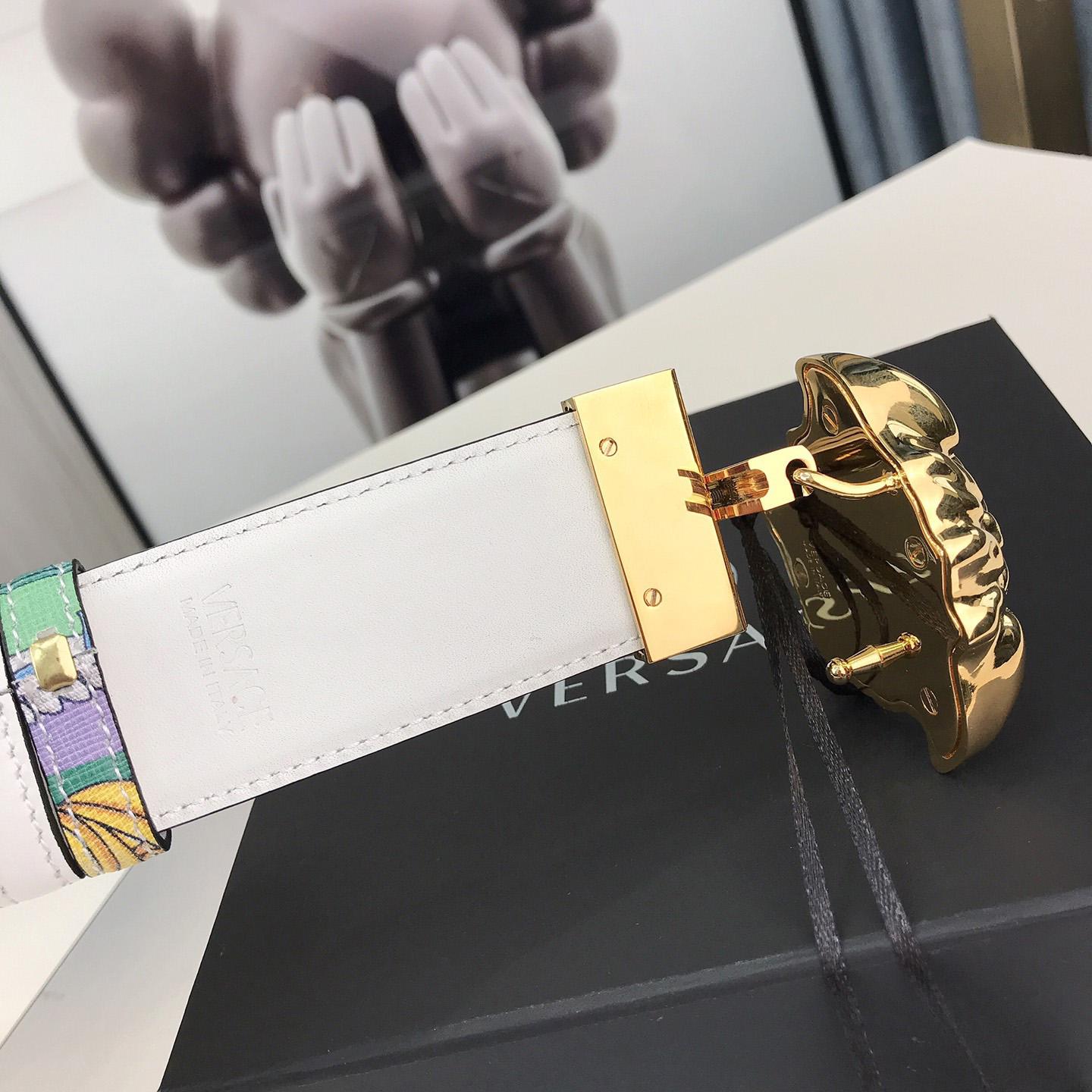 Versace Reversible Barocco Medusa Leather Belt   40mm - DopestKickz