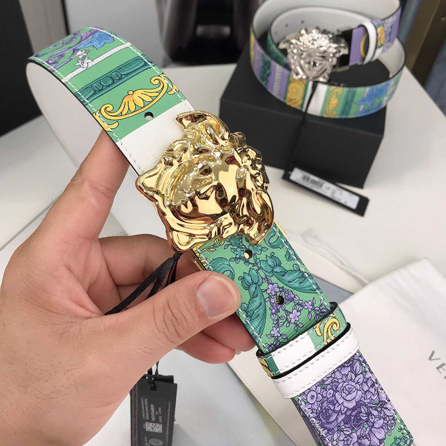 Versace Reversible Barocco Medusa Leather Belt   40mm - DopestKickz