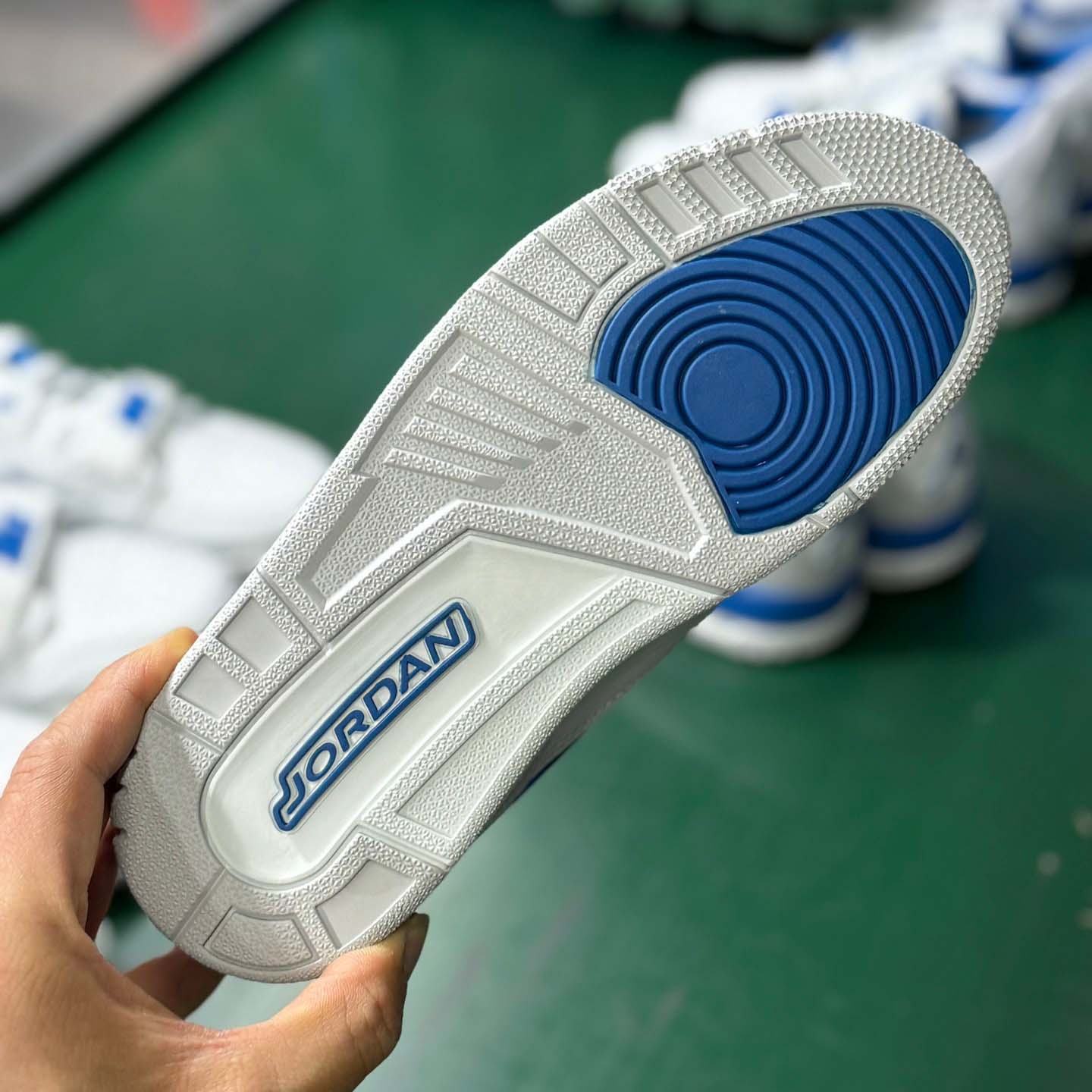 Jordan Legacy 312 Low Sneaker     HJ3480-140 - DopestKickz