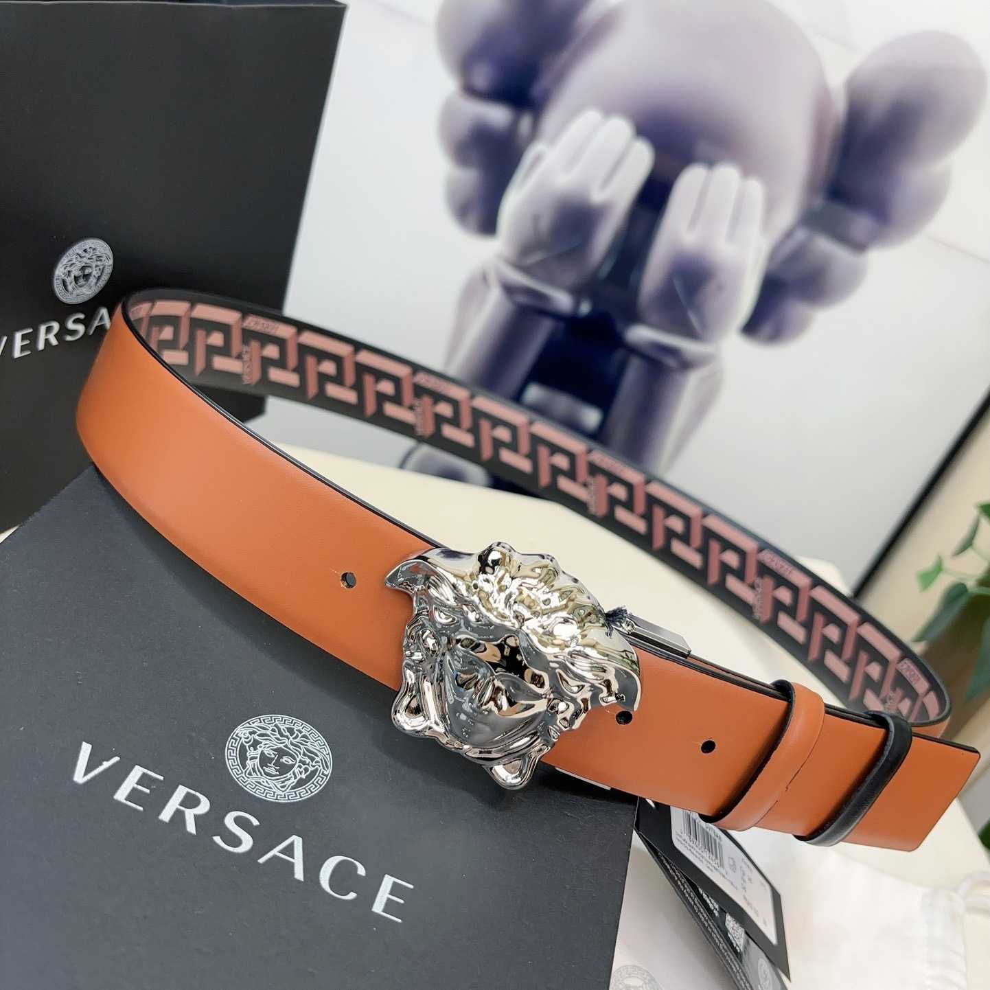Versace Reversible Leather Belt    40mm - DopestKickz