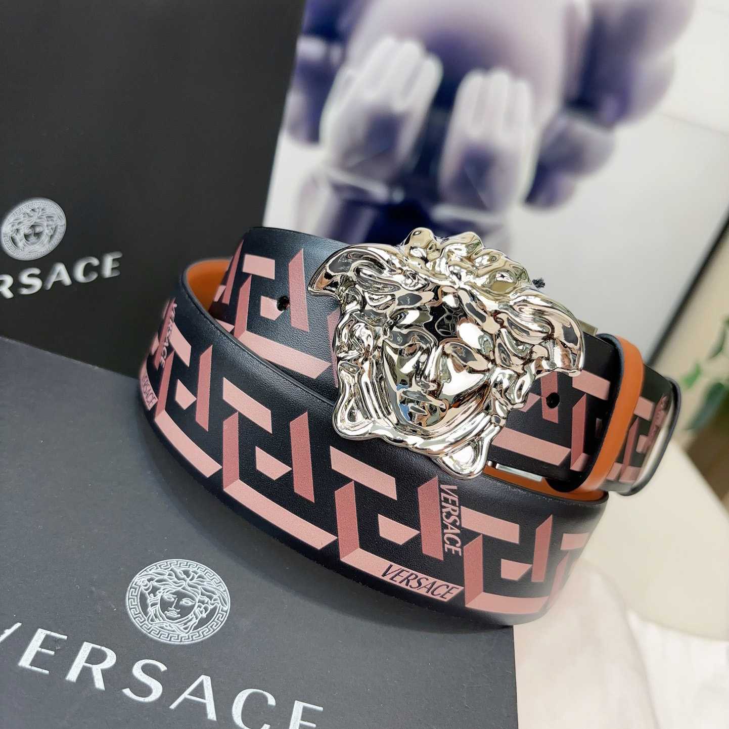 Versace Reversible Leather Belt    40mm - DopestKickz