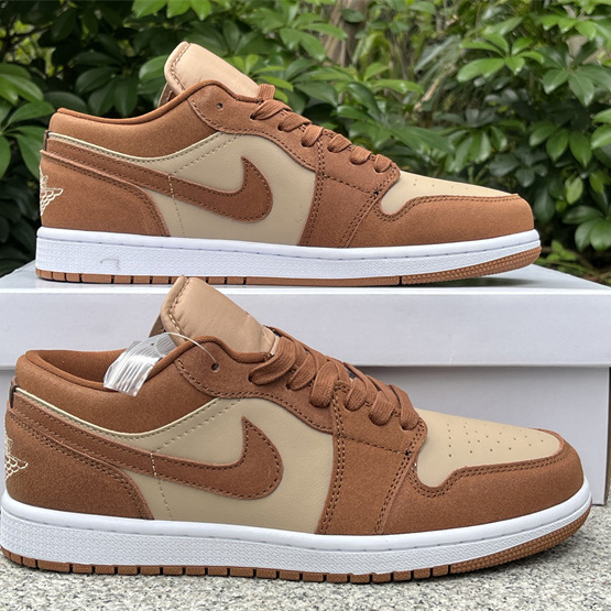 Air Jordan 1 Low Sneaker   FJ3453-200  - DopestKickz