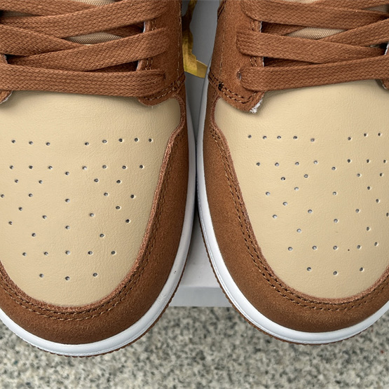 Air Jordan 1 Low Sneaker   FJ3453-200  - DopestKickz