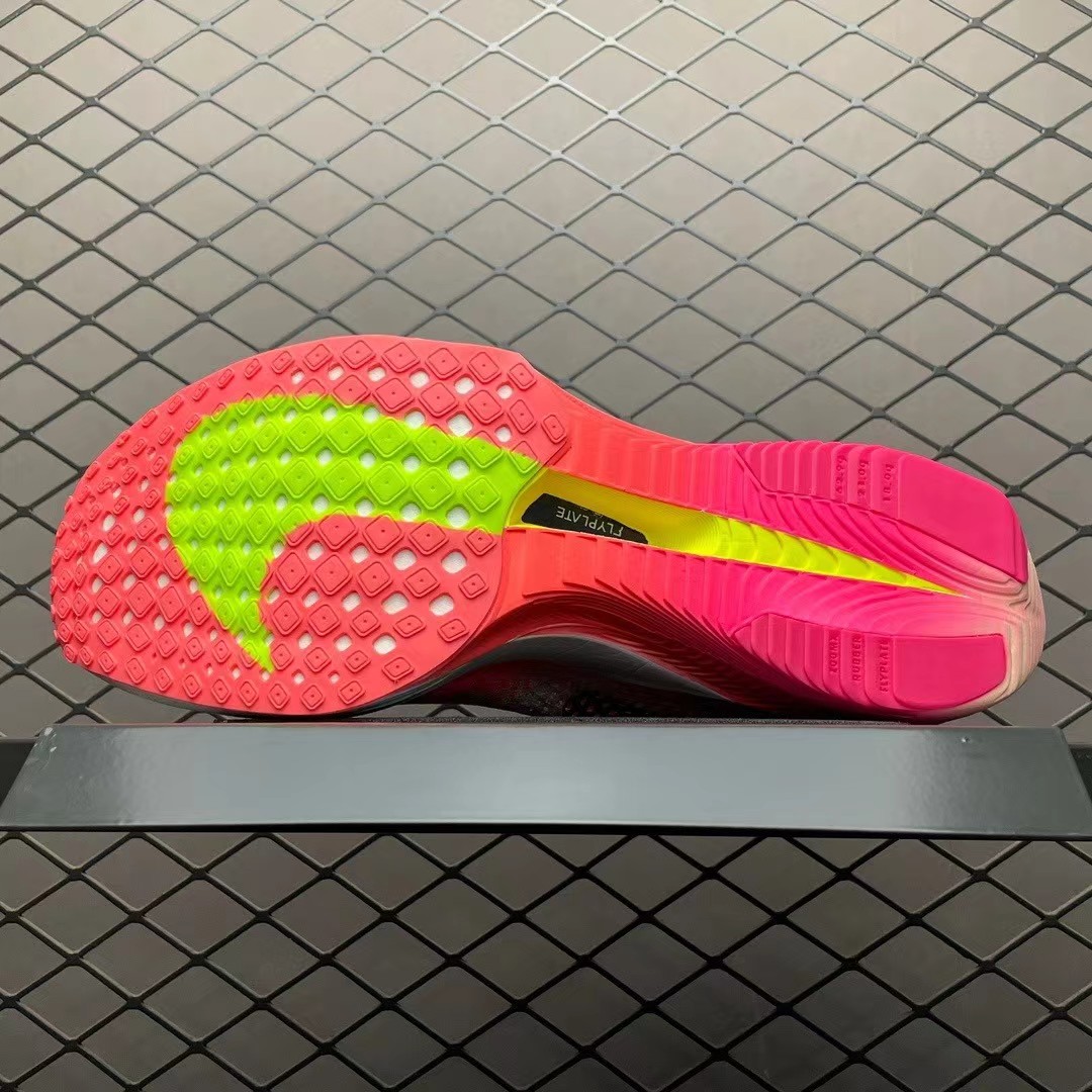 Nike Zoom X Vaporfly NEXT Sneakers      FQ8109-331 - DopestKickz