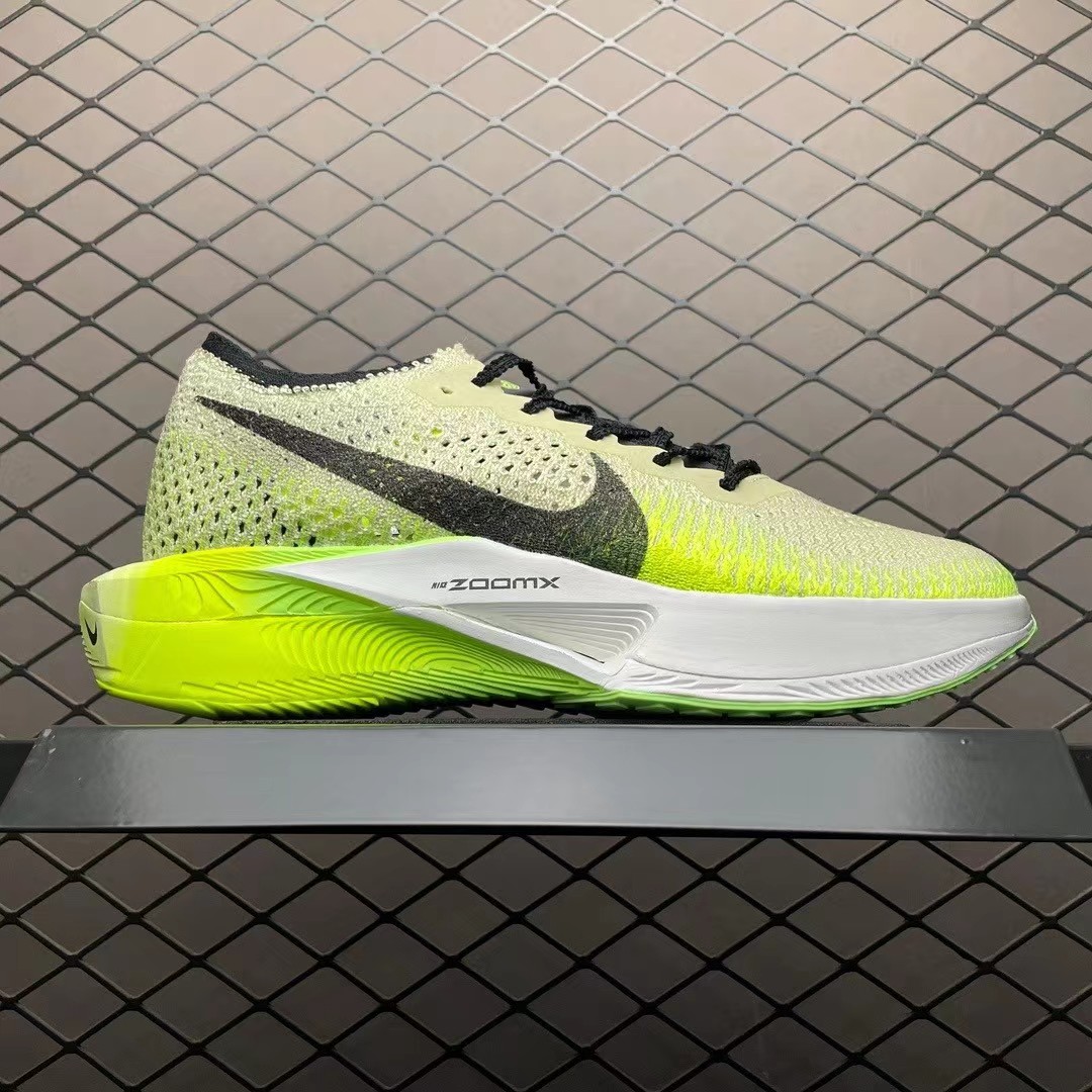 Nike Zoom X Vaporfly NEXT Sneakers      FQ8109-331 - DopestKickz