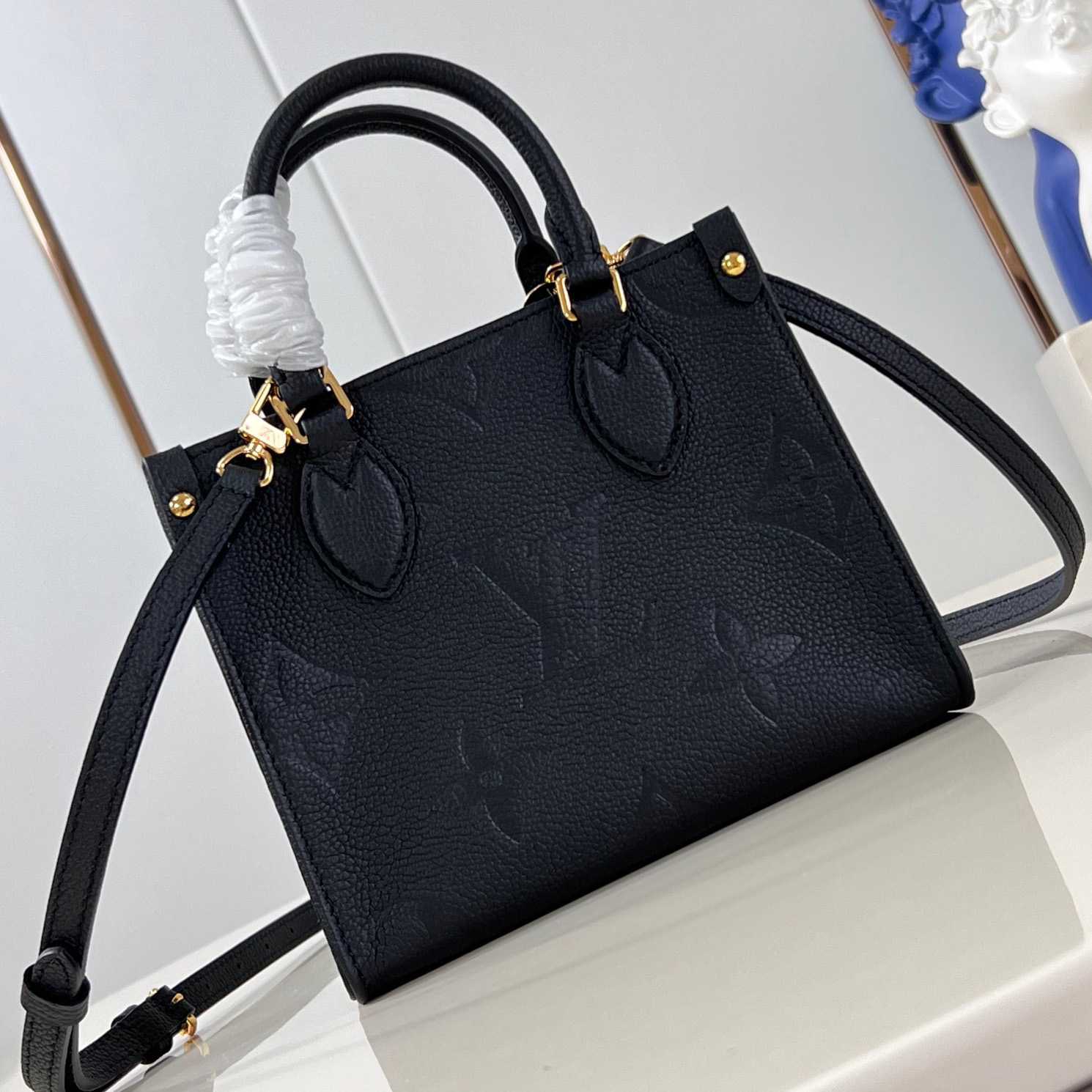 Louis Vuitton OnTheGo BB   M46993 - DopestKickz