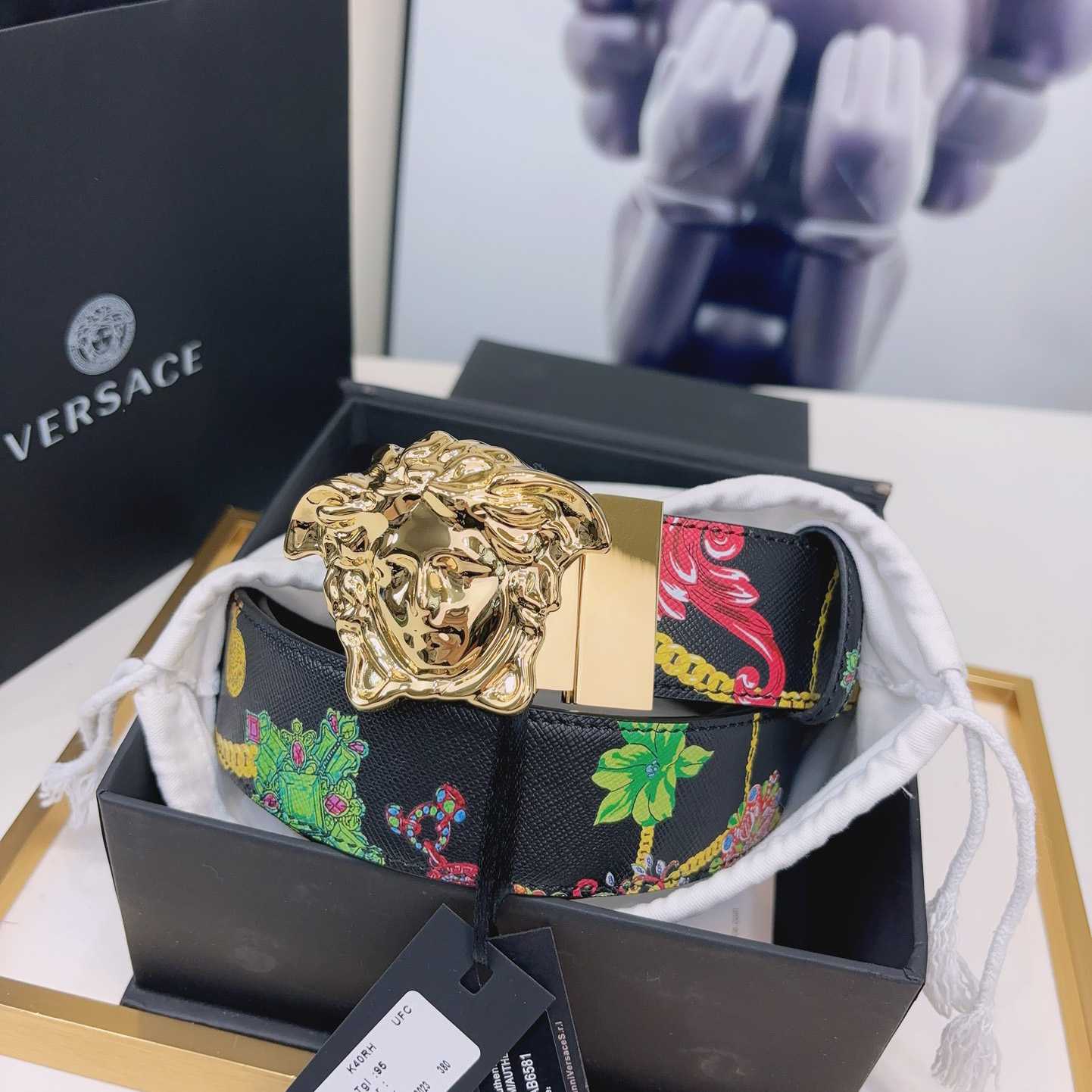 Versace Reversible Barocco Leather Belt  40mm - DopestKickz