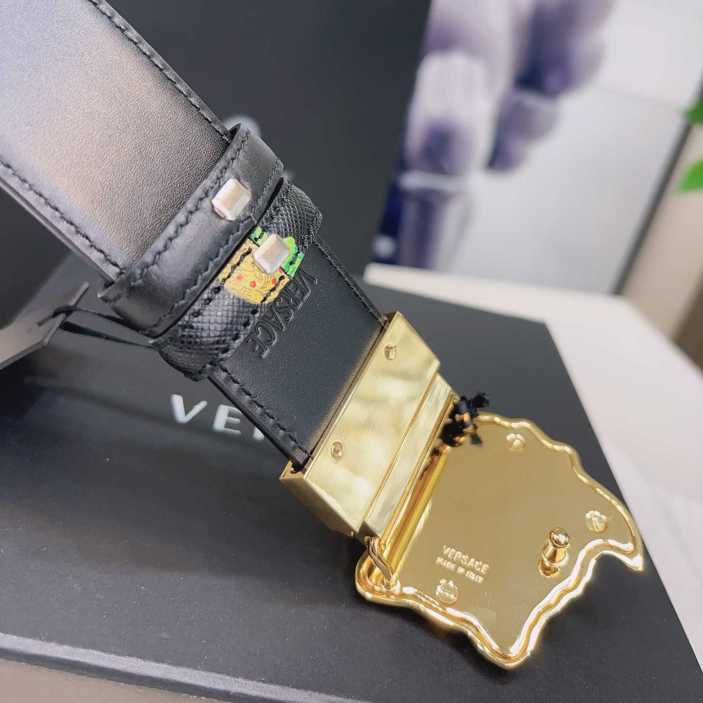 Versace Reversible Barocco Leather Belt  40mm - DopestKickz