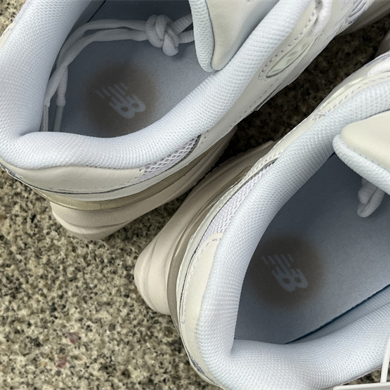 New Balance 9060 Sneakers    U9060NRJ - DopestKickz