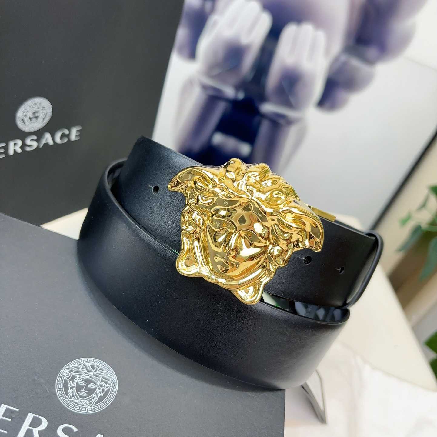 Versace Reversible Leather Belt    40mm - DopestKickz