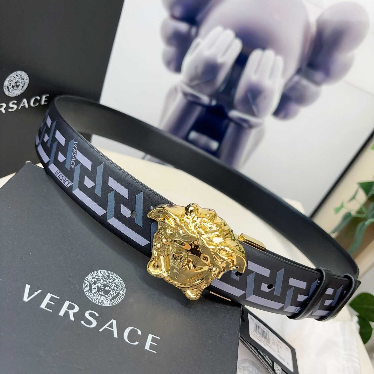 Versace Reversible Leather Belt    40mm - DopestKickz