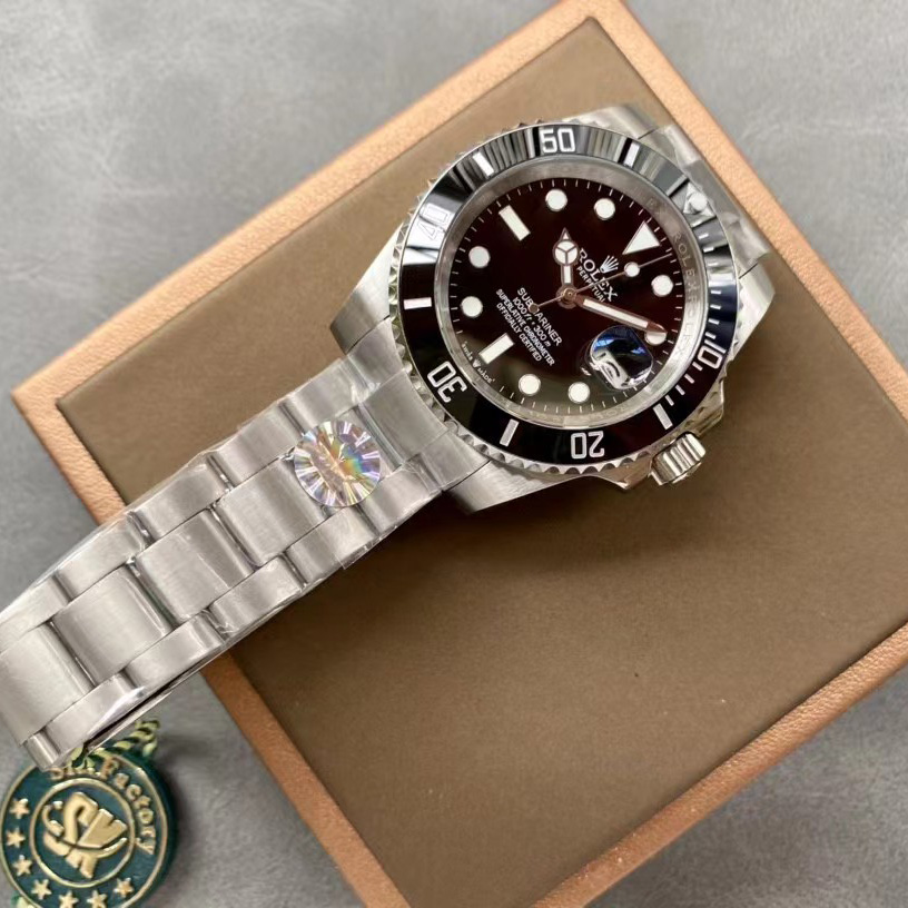 Rolex Submariner Watch     41mm - DopestKickz