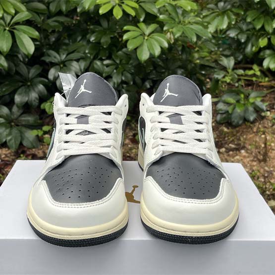 Air Jordan 1 Low WMNS “Jade Smoke” Sneaker    DC0774-001  - DopestKickz