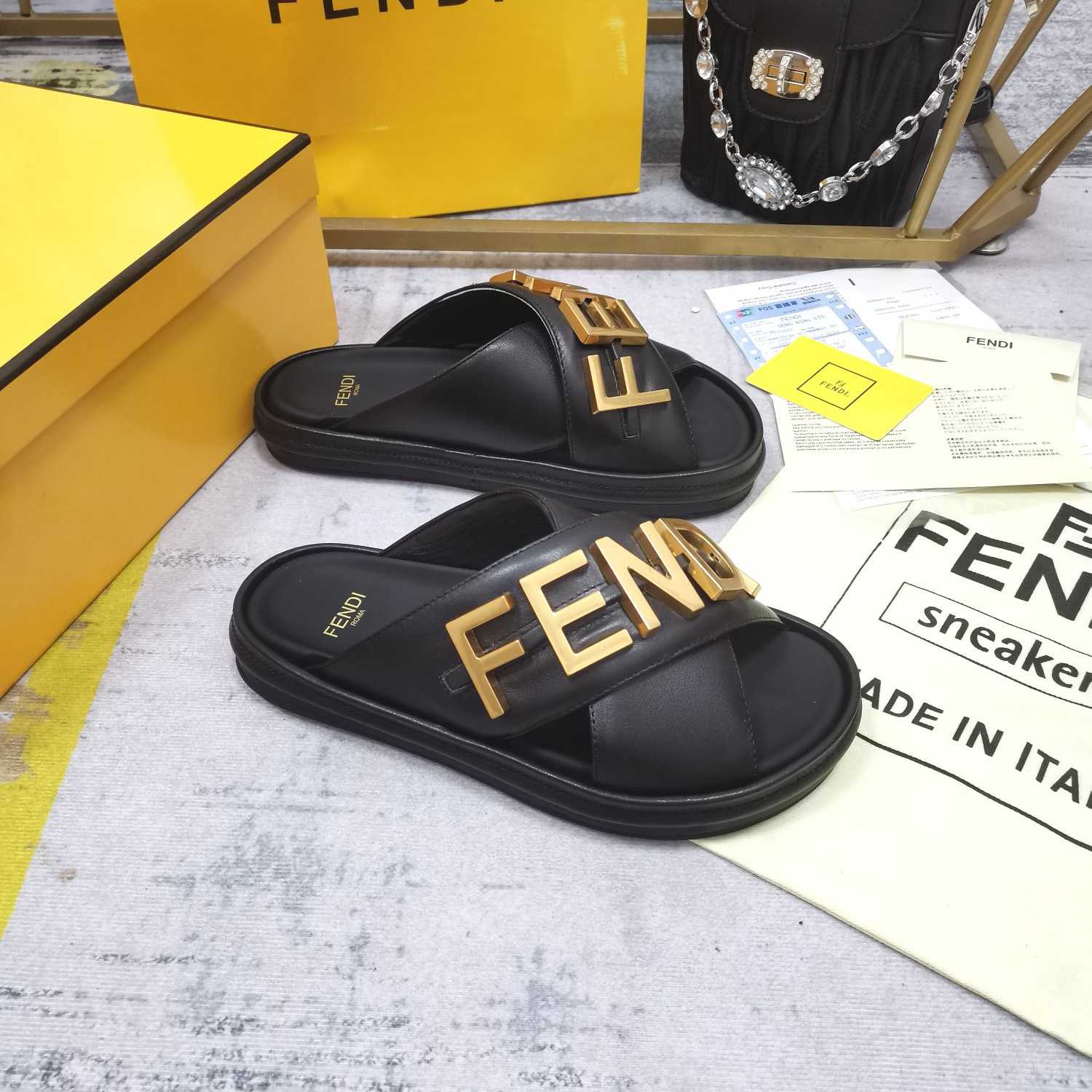 Fendi Slides - DopestKickz