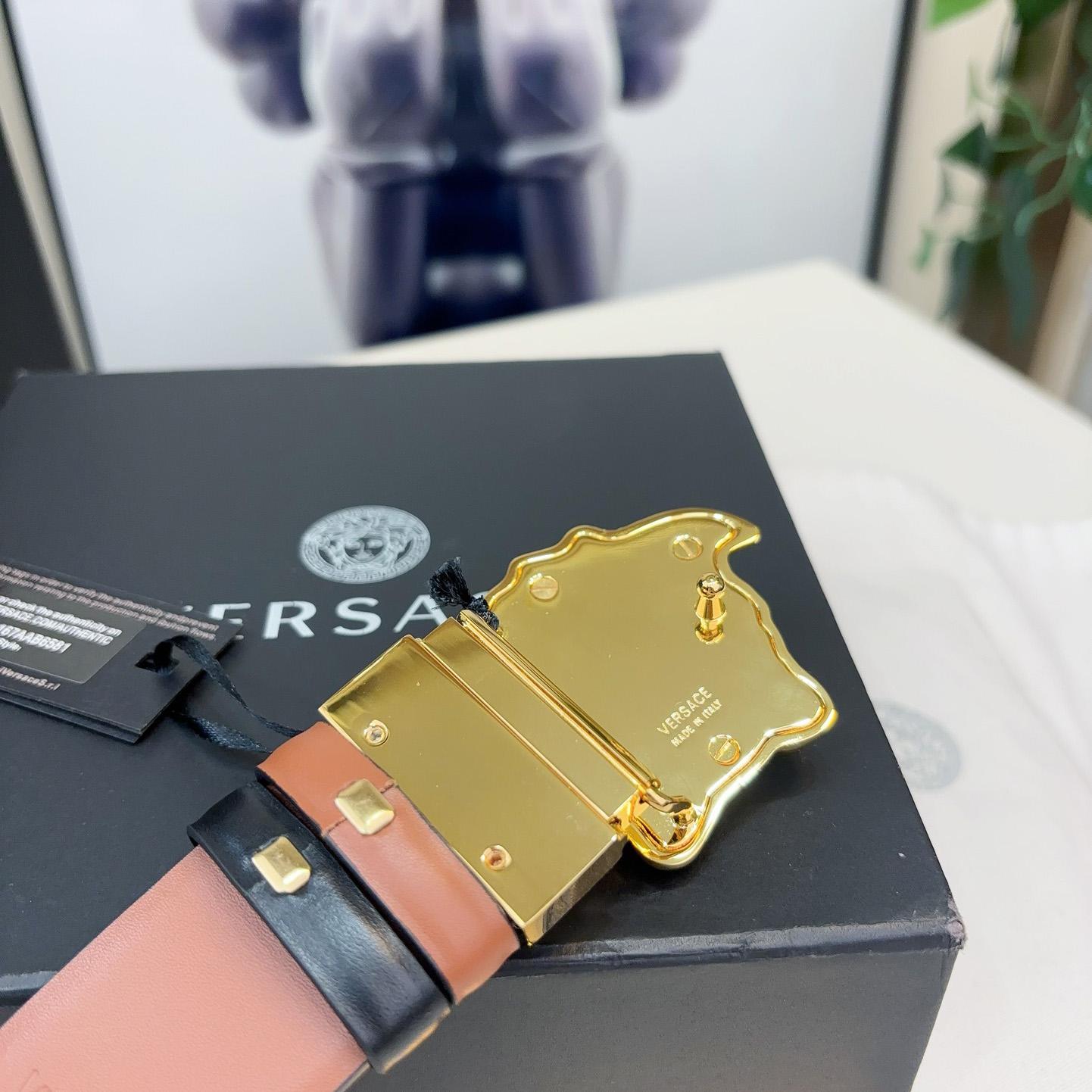 Versace Reversible Leather Belt    40mm - DopestKickz