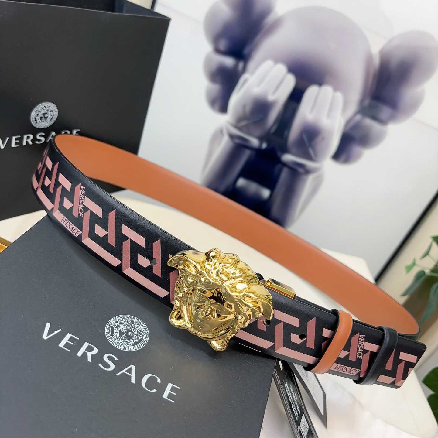 Versace Reversible Leather Belt    40mm - DopestKickz