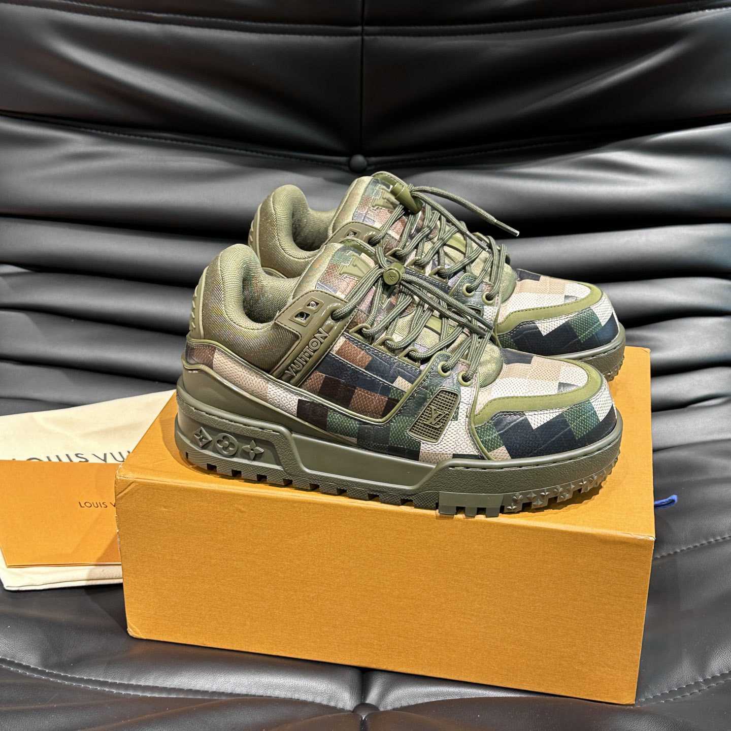 Louis Vuitton LV Trainer Maxi Sneaker   1ACNCZ - DopestKickz