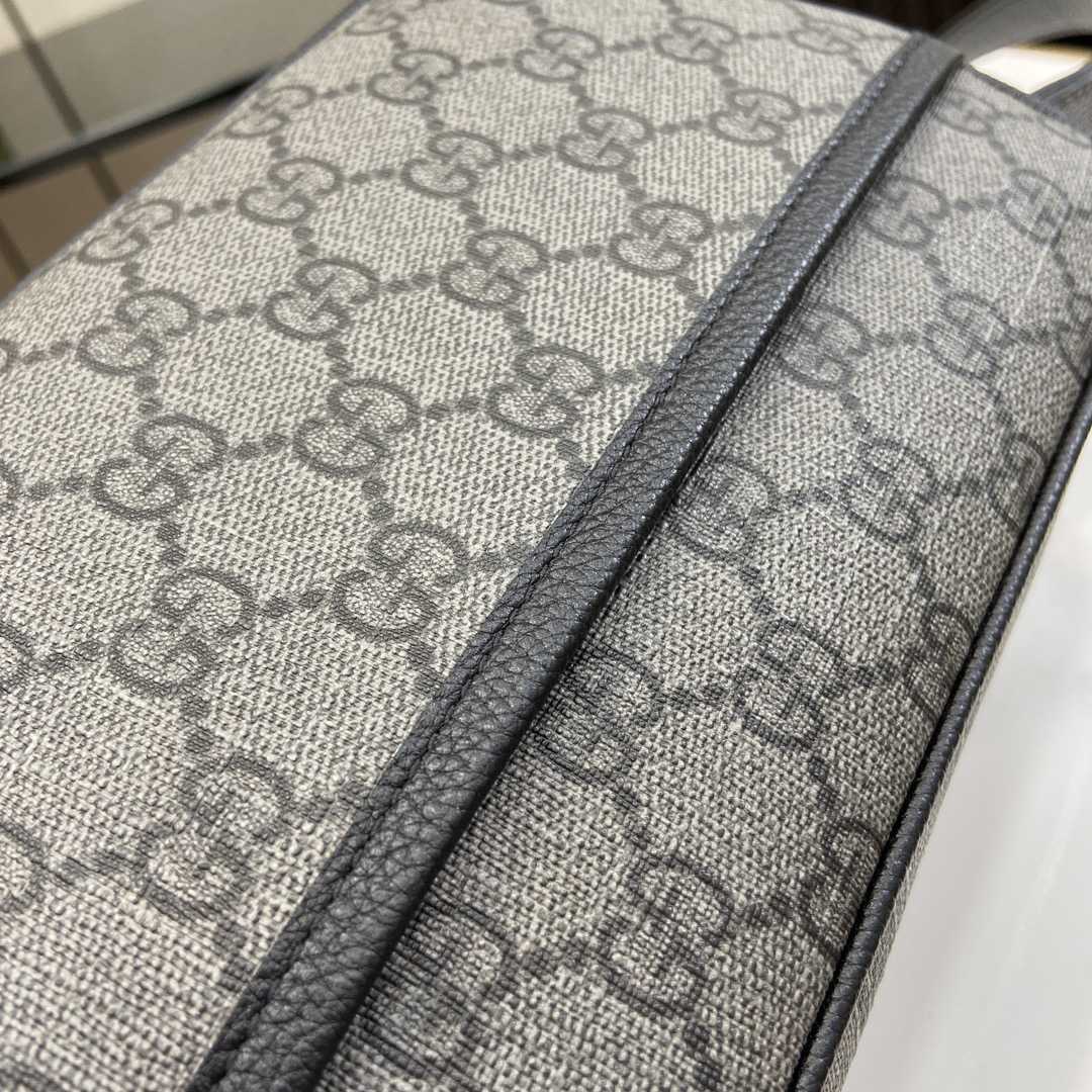 Gucci Mini Shoulder Bag - DopestKickz