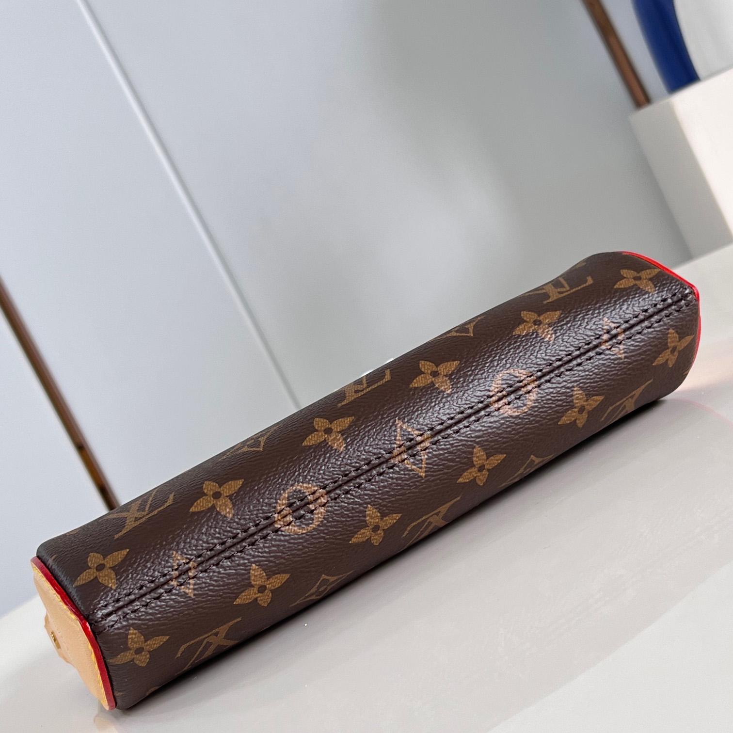 Louis Vuitton Pochette Tirette   M47123 - DopestKickz