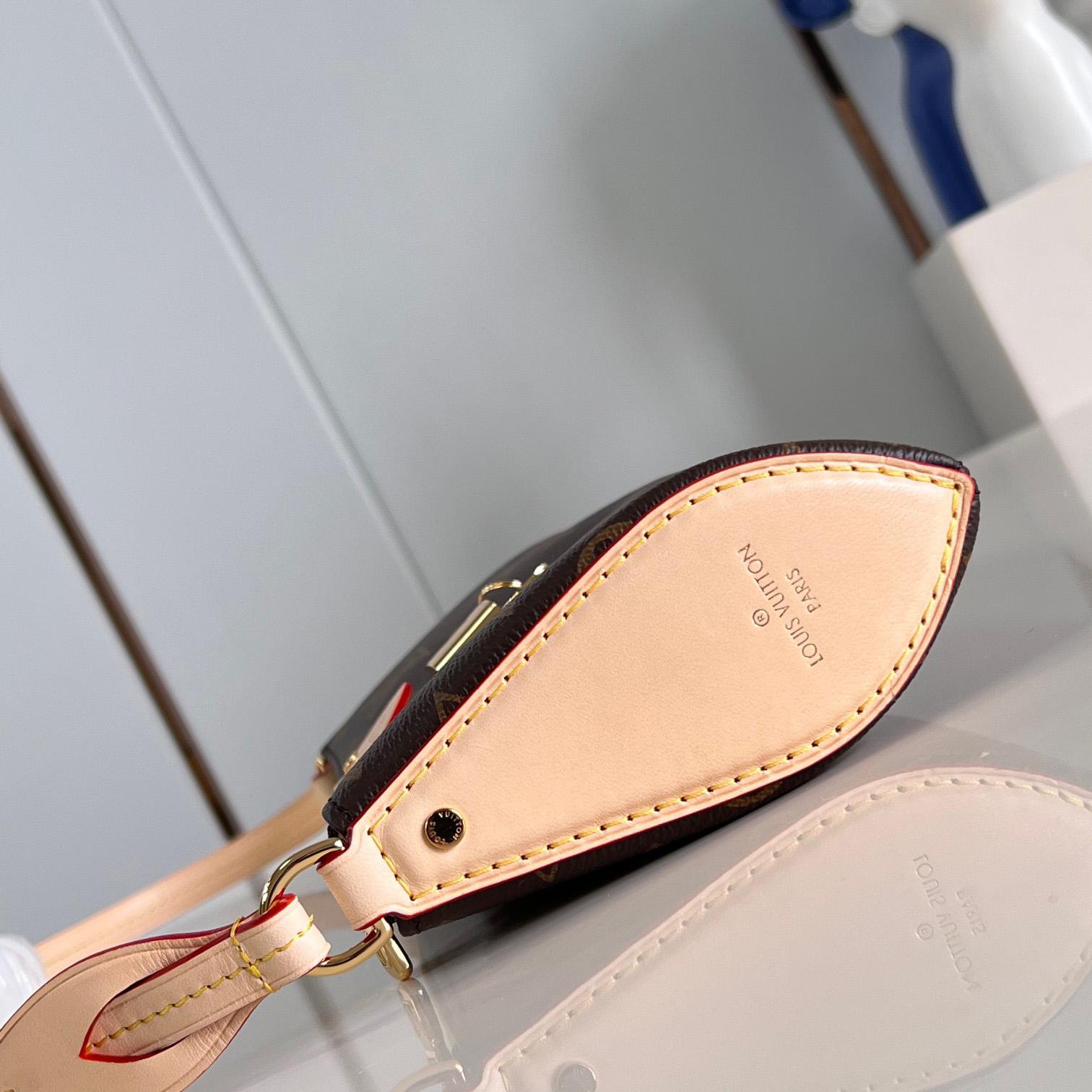 Louis Vuitton Pochette Tirette   M47123 - DopestKickz