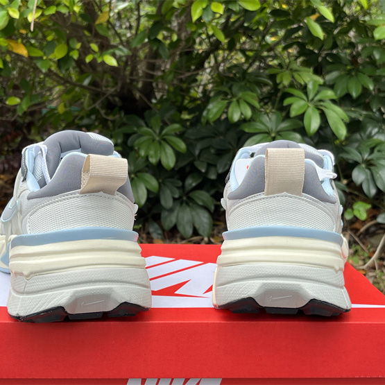 Nike V2K  Sneaker       FZ3596-072 - DopestKickz