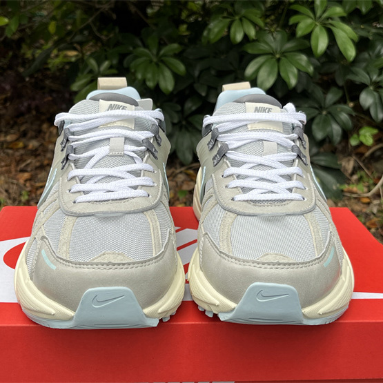 Nike V2K  Sneaker       FZ3596-072 - DopestKickz