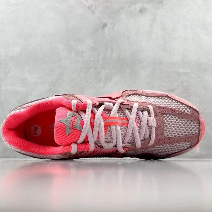 Nike Air Zoom Vomero 5 Sneaker    FQ0257 666 - DopestKickz