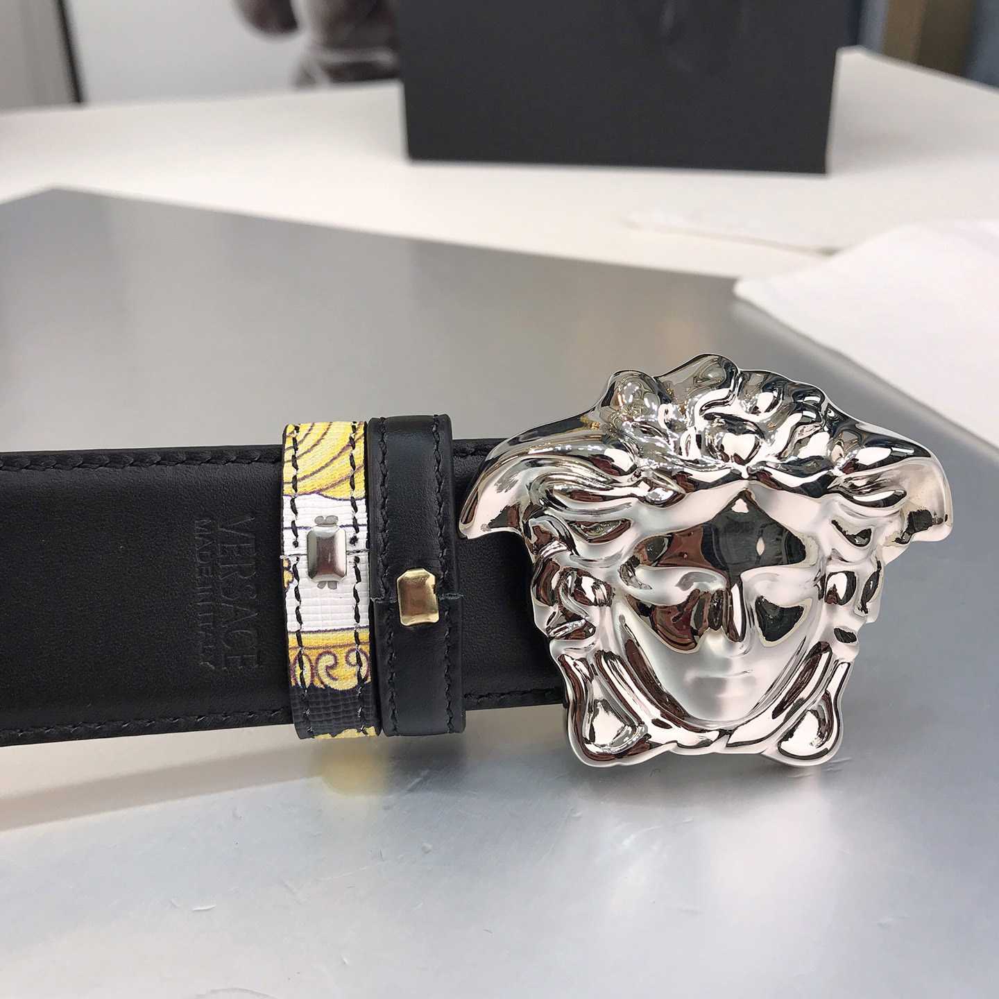 Versace Barocco Reversible LeatherBelt    40mm - DopestKickz
