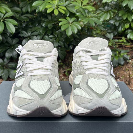 New Balance 9060 Sneakers      U9060EEC - DopestKickz