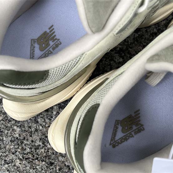 New Balance 9060 Sneakers      U9060EEC - DopestKickz